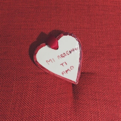 cuore_bianco_mi_arrendo_8x8cm_45_g